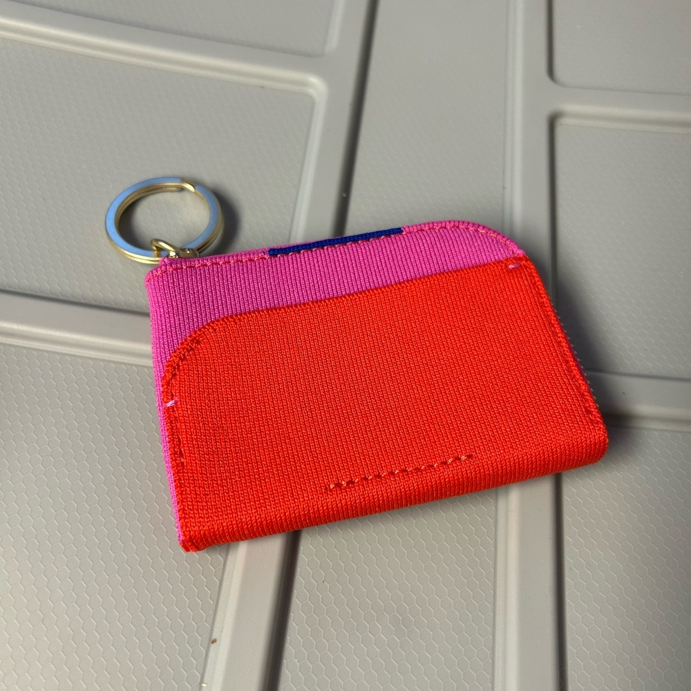 rothys keychain wallet